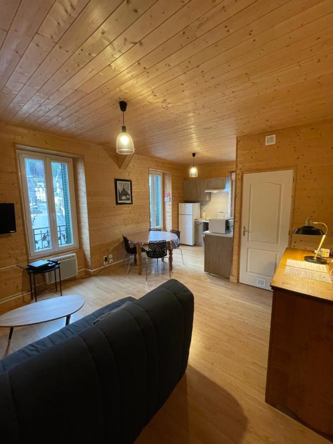 Appt Lumineux Centre Ville Du Mont Dore Vue Sancy Exterior foto